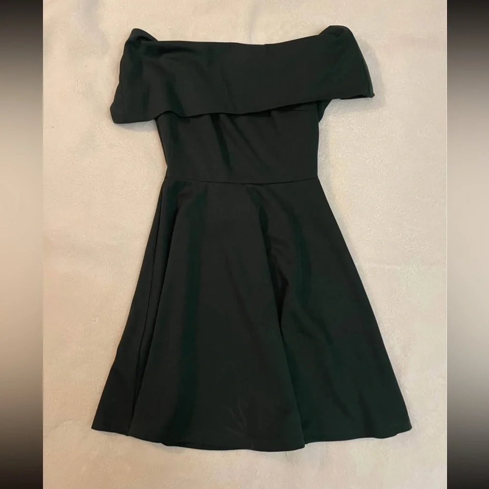 Off-Shoulder Dark Green Dress